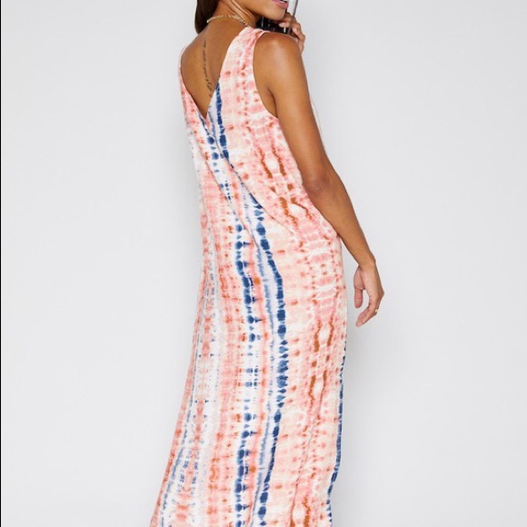 La Isla Maxi Dress - Picture 4 of 4